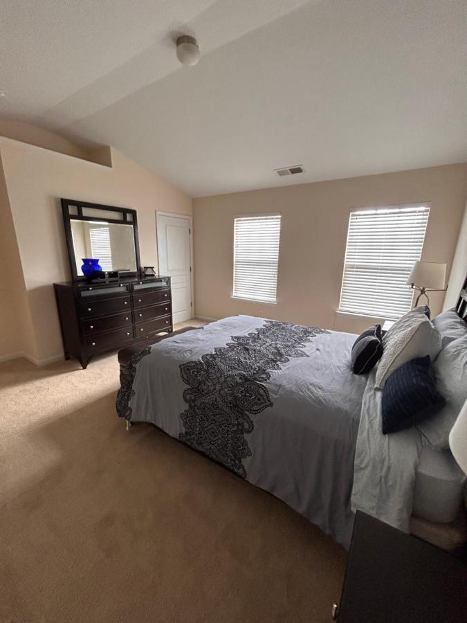 Cute And Cozy 5 Min From Carowinds Apartment Charlotte Bagian luar foto