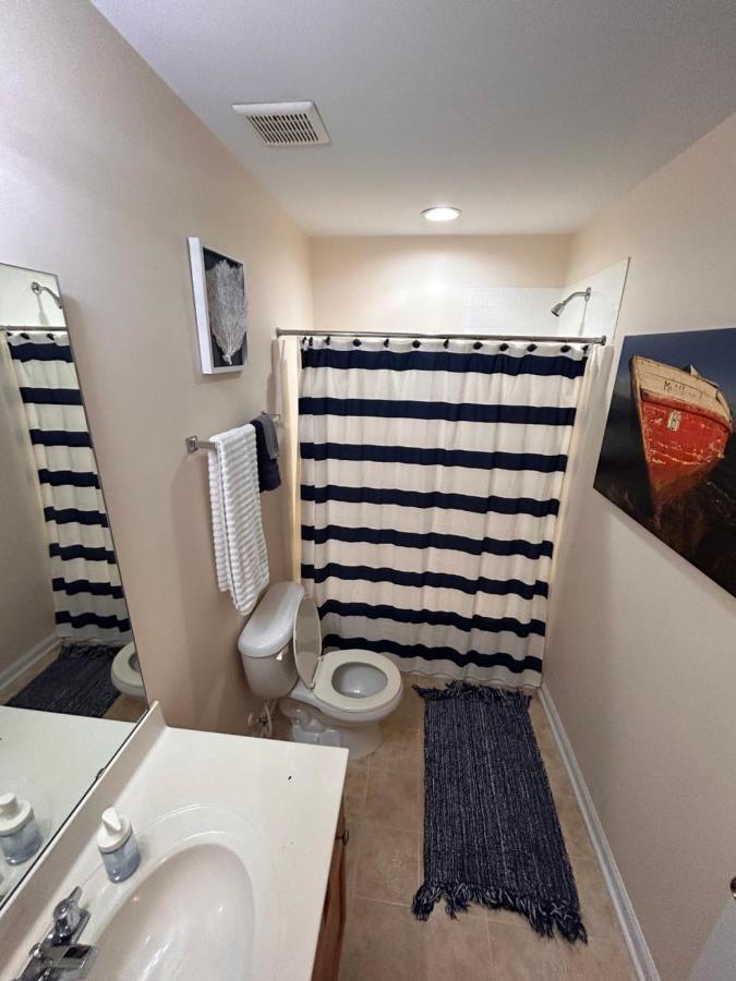 Cute And Cozy 5 Min From Carowinds Apartment Charlotte Bagian luar foto