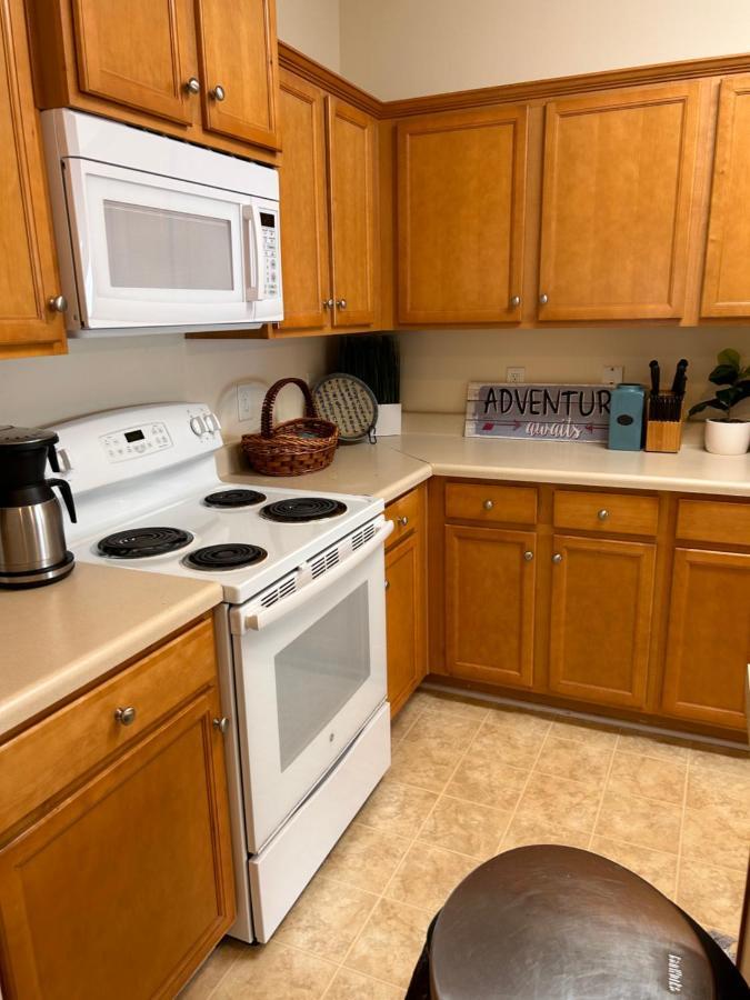 Cute And Cozy 5 Min From Carowinds Apartment Charlotte Bagian luar foto