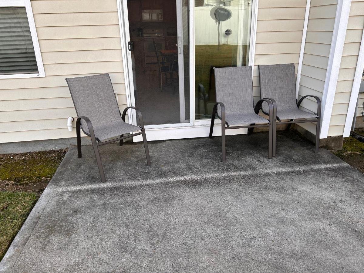 Cute And Cozy 5 Min From Carowinds Apartment Charlotte Bagian luar foto